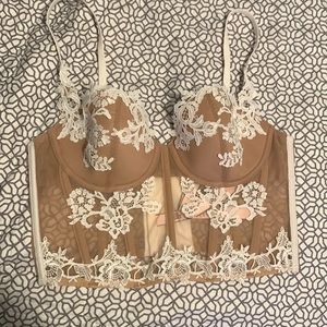 New tan and white lace bralette corset